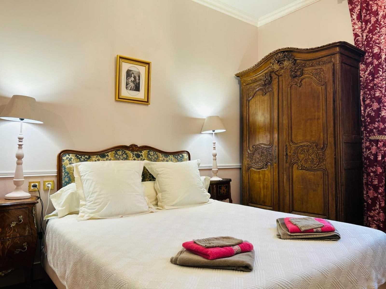 Domaine De L'Orangerie Du Chateau De Motteville Chambres D'Hotes Room photo